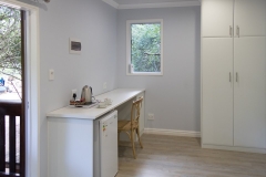 Mseni-Accommodation-ForestViewCottage-Internal3