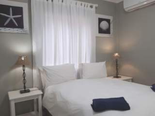 Seaview-house-bedroom